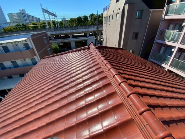 埼玉県川口市の築30年の戸建てにて屋根修理＜瓦からアスファルトシングルアルマへ葺き替え工事＞ 施工前